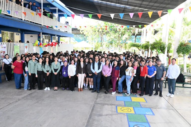 La Unidad de Bienestar Universitario y Servicios de Salud de Sinaloa unen esfuerzos para la prevención de la violencia en la Preparatoria Rafael Buelna