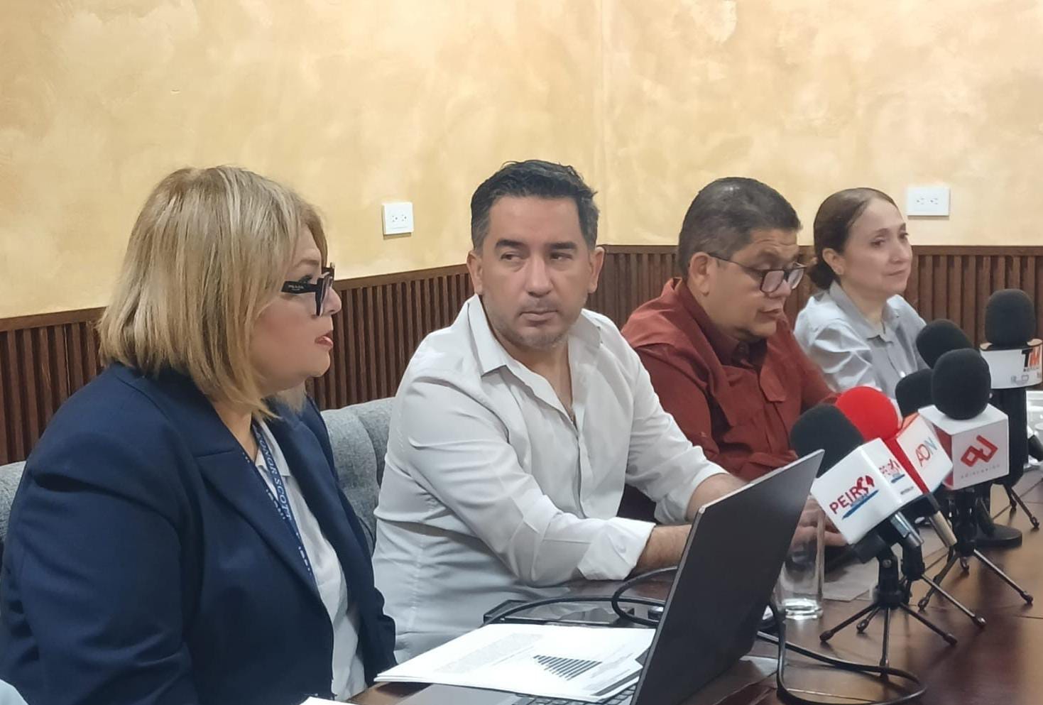 6e64a3e6-9563-4063-b29d-1cc9ffd2df1c