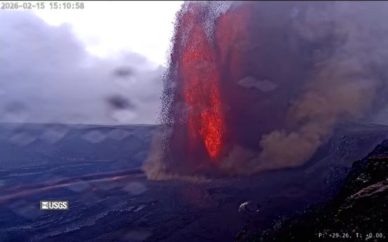 Así hizo erupción el Kilauea, uno de los volcanes más activos del mundo |VIDEO