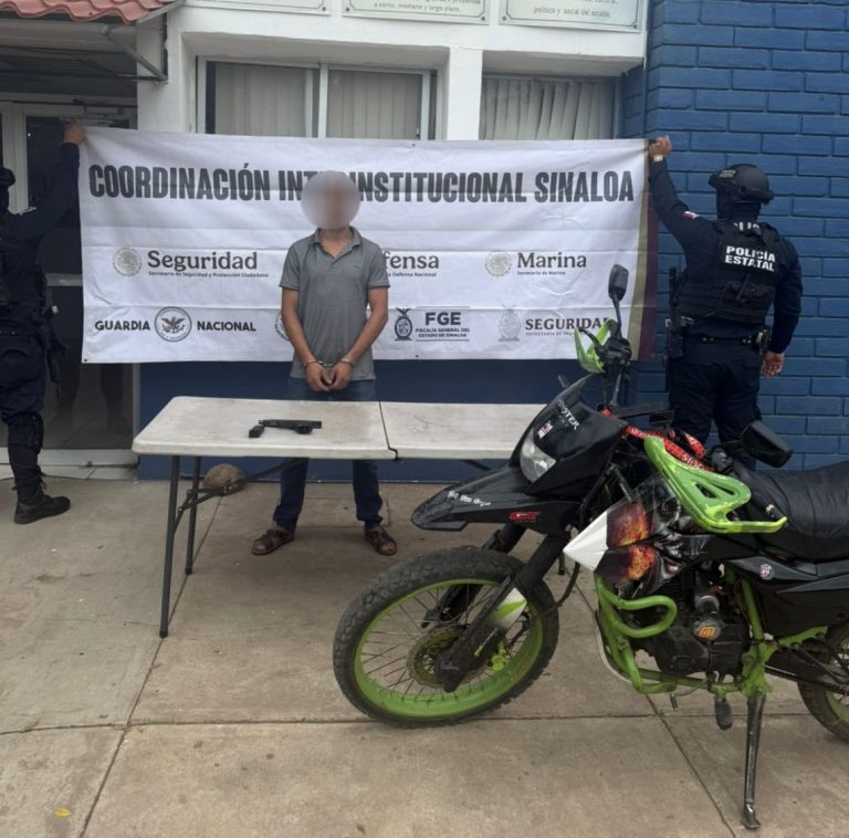 Un hombre es detenido en la Colonia Pemex: tripulaba una moto con reporte de robo