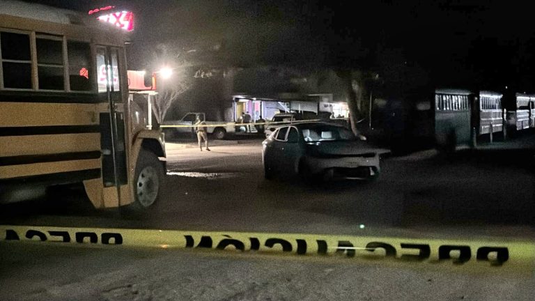 Un hombre es asesinado en Villa Juárez: abandonan un kia y en su interior dejan una granada