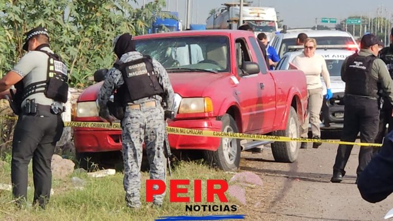 Un hombre asesinado es encontrado en la caja de una camioneta por la autopista Benito Juárez, cerca a la Platanera |VIDEO
