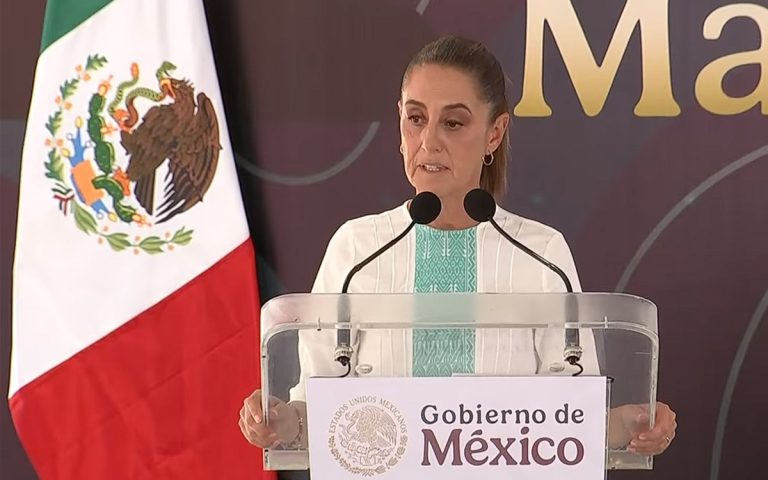 'Los libros de texto no van a cambiar', afirma Sheinbaum tras destitución de Marx Arriaga