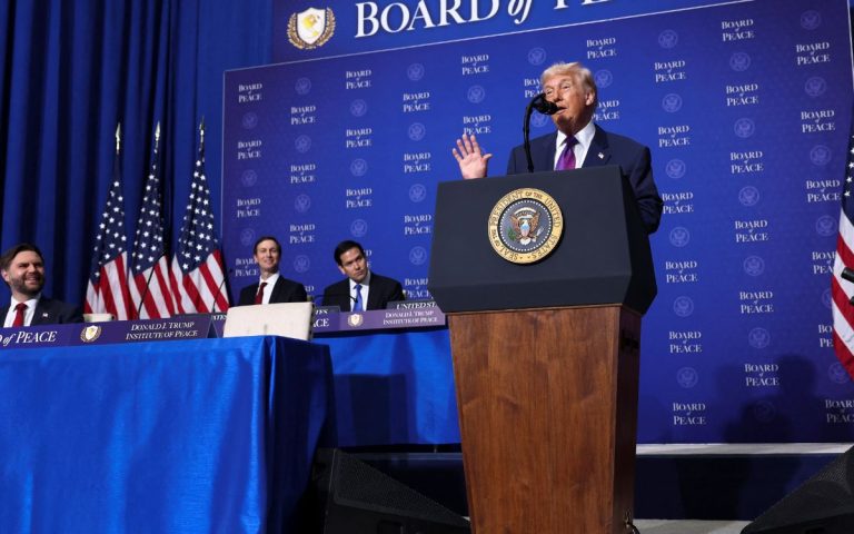 Trump inaugura su Junta de Paz; primera reunión recibe a representantes de más de 40 países