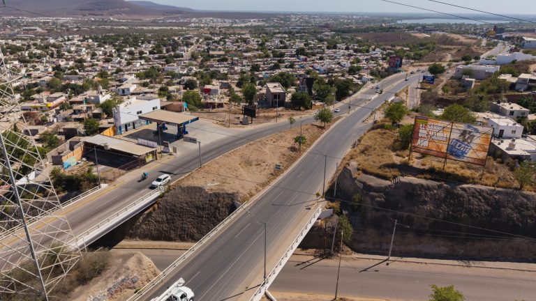 Intervienen Calzada de las Torres y bulevar Ganaderos con labores integrales de mantenimiento