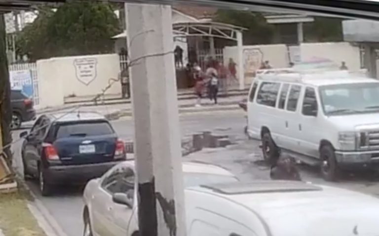 Captan ataque afuera de primaria: iban por el padre, matan a niño de 6 años