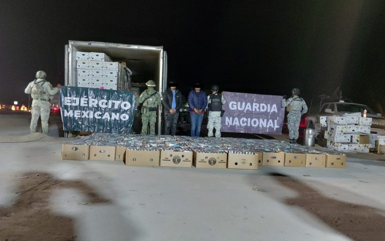 Aseguran tractocamión con 1,800 kilogramos de droga en Sonora