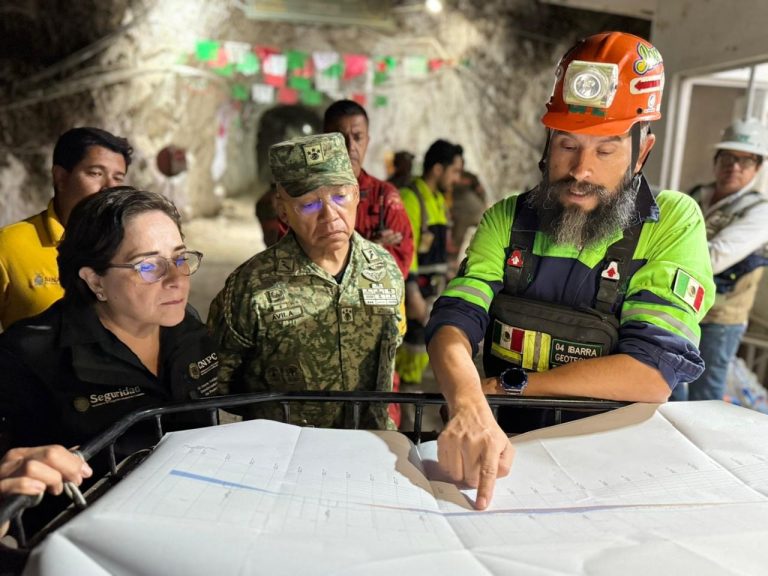 Continúan labores de rescate en Mina Santa Fe: van por Francisco Zapata