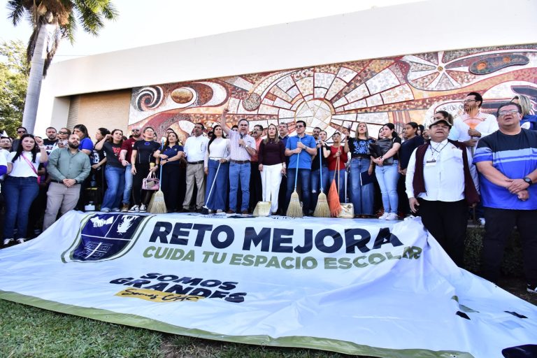 ¡Manos a la obra! Encabeza el Rector Jesús Madueña jornada de transformación en la UAS con el “Reto Mejora: Cuida tu Espacio Universitario”