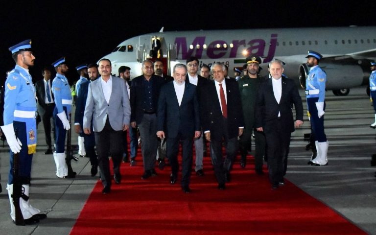 Irán desmiente encuentro con EE.UU. en Islamabad