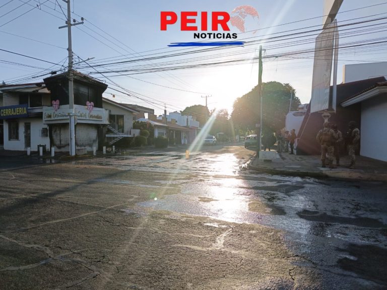 Incendian local de venta de cosméticos en Las Quintas: una semana atrás había sido tiroteado