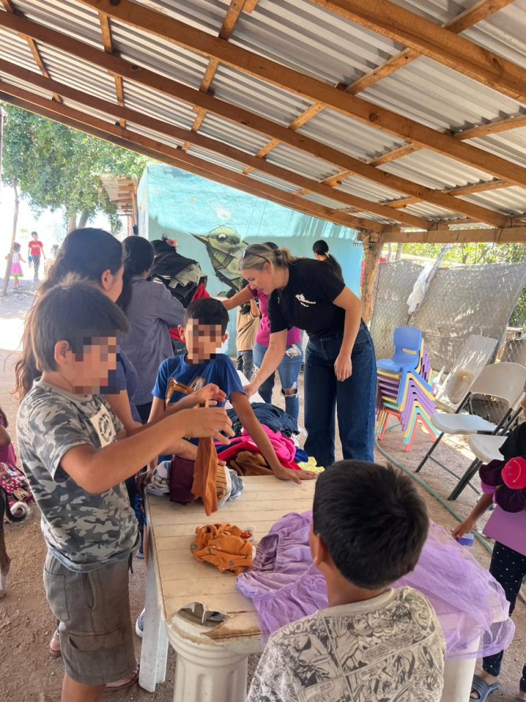 Partido Sinaloense celebra a la niñez con entrega de apoyos en el Basurón de Culiacán