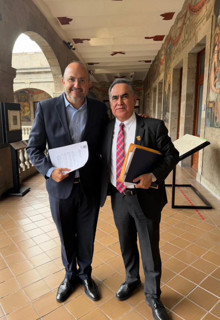 Gestiona el Rector Jesús Madueña ante el subsecretario Ricardo Villanueva Lomelí, recursos extraordinario para hacerle frente a la crítica situación financiera de la UAS