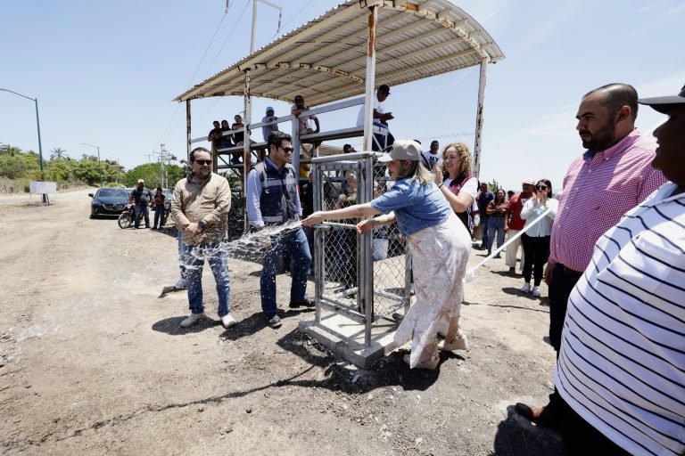 Gobernadora Yeraldine inaugura e inicia obras en San Ignacio