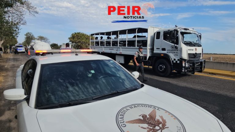Con un mensaje en una cartulina es encontrado asesinado un hombre por la costera |VIDEO