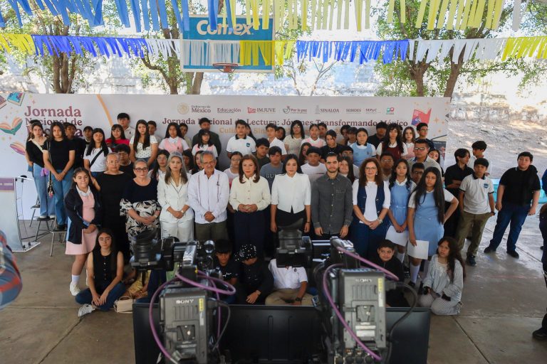 Desde la colonia Lázaro Cárdenas, Sinaloa se enlaza con la Presidenta Claudia Sheinbaum durante la Jornada Nacional de Lectura