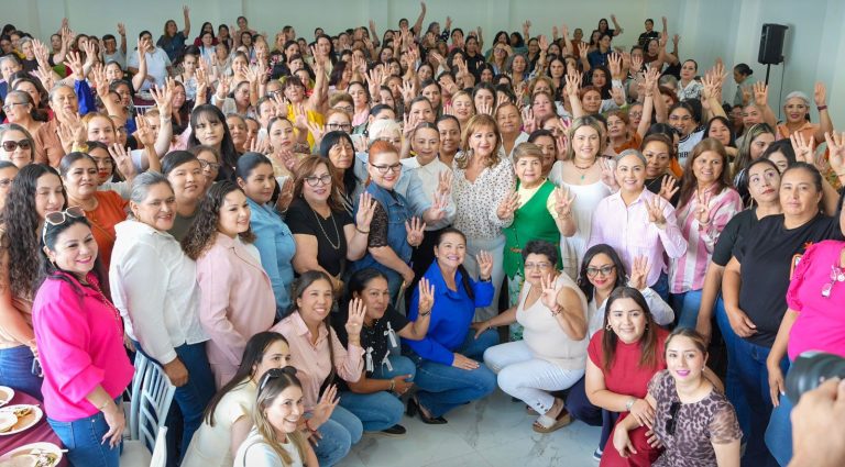 La paz también se construye cuando una mujer puede salir adelante”: Tere Guerra