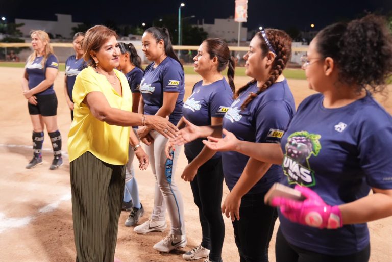 Desde las canchas también se construye paz: Tere Guerra
