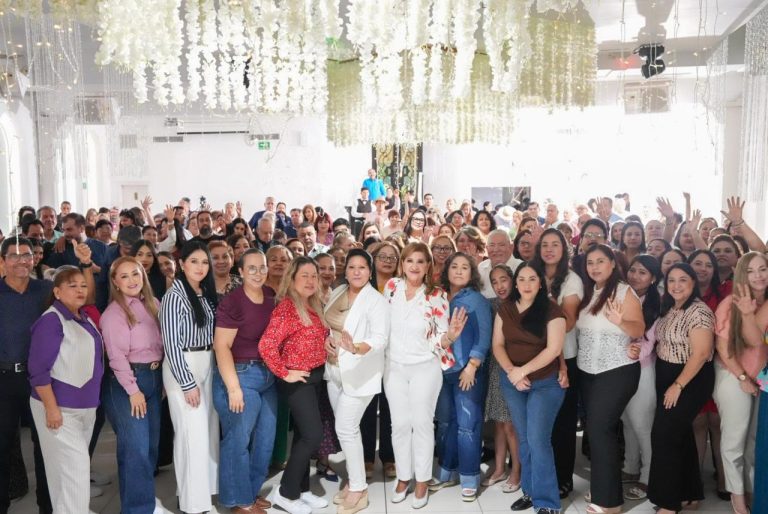 La educación transforma vidas y reconstruye el tejido social: Tere Guerra