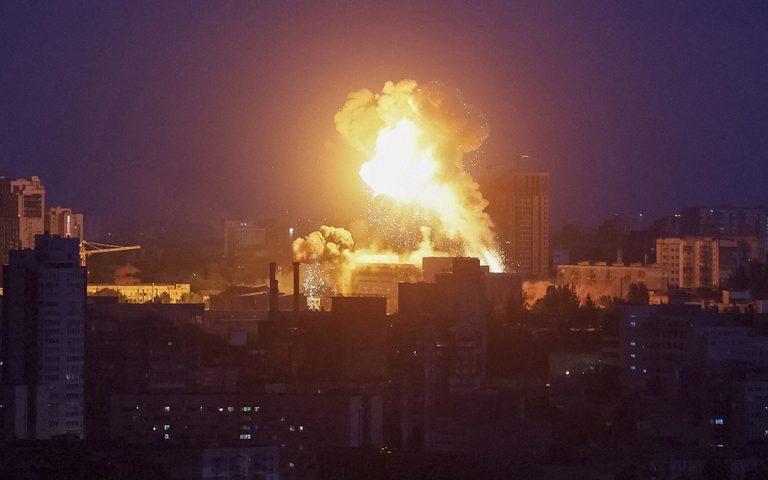 Rusia usa el misil Oreshnik en uno de los mayores bombardeos sobre Kiev