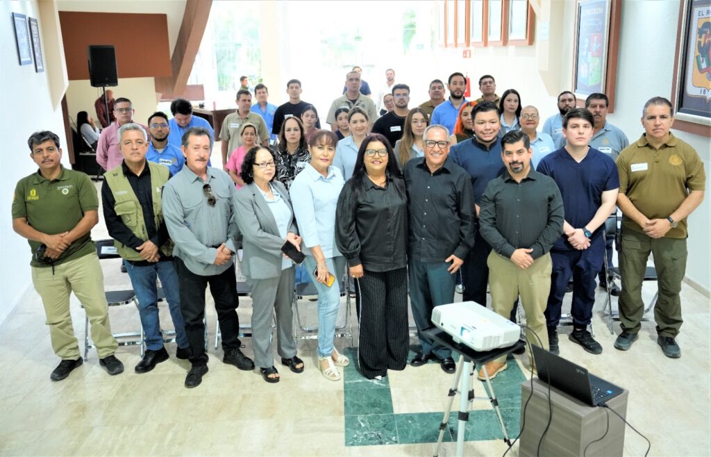 Capacitan a brigadistas del Congreso de Sinaloa en reanimación cardiopulmonar y uso de desfibrilador externo automático