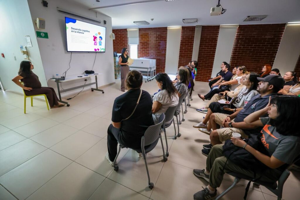 DIF Sinaloa brinda taller especializado para fortalecer la autonomía de niñas y niños con autismo mediante el control de esfínteres