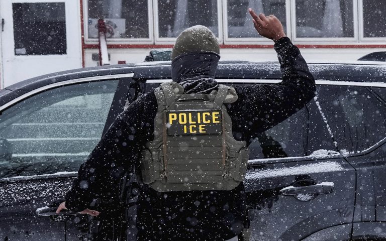 Senado de EE.UU. aprueba 70 mil millones de dólares para ofensiva migratoria de Trump