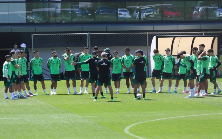 Mundial 2026: Realizan primer entrenamiento los 26 futbolistas que se quedaron en el Tricolor